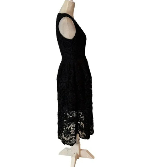 Nicholas Deep V Neck Floral Lace Midi Dress Black Size 0 - Picture 8 of 12